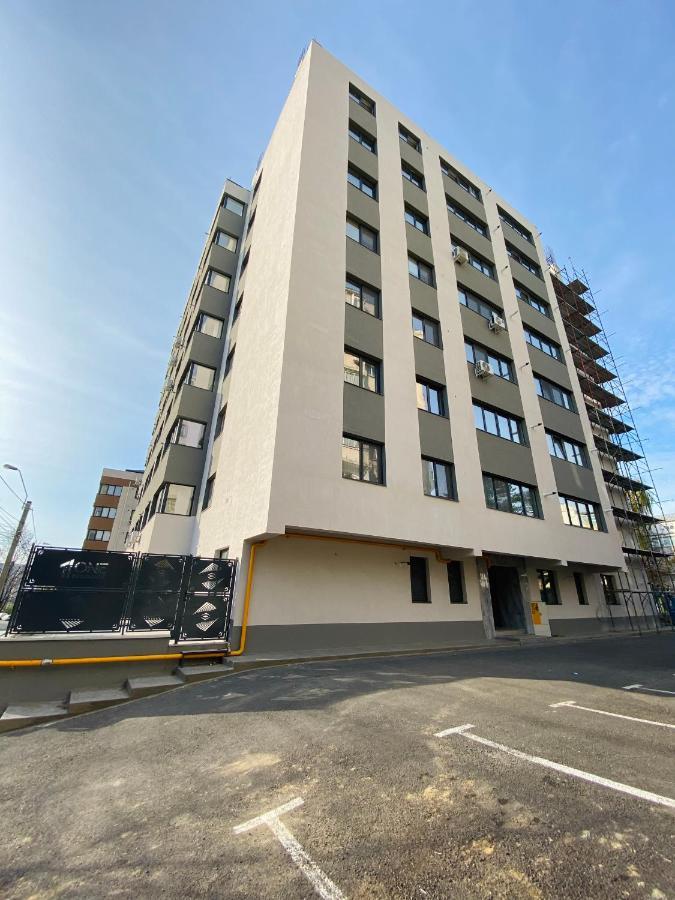 Njunior Apartment 02 Yaş Dış mekan fotoğraf